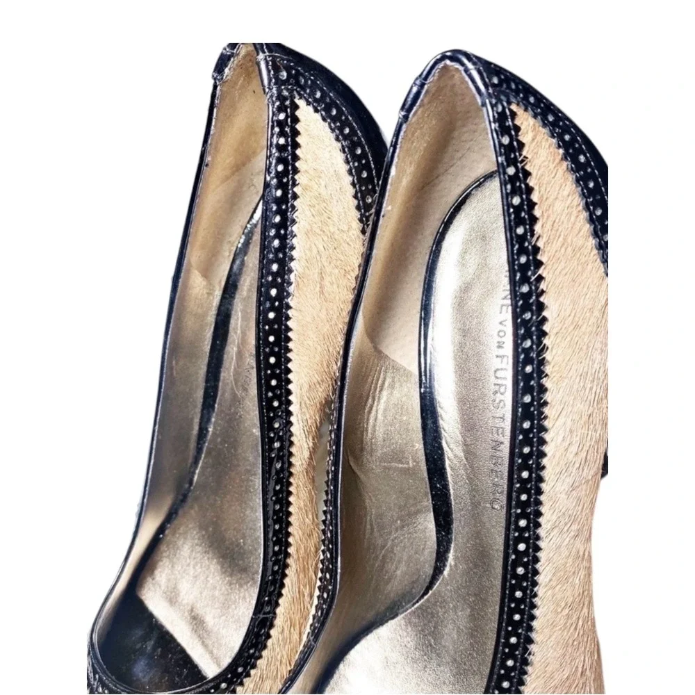 DVF Diane von Furstenberg Calf Hair‎ Block Heel Pumps Camel Black Peep Toe, 7.5